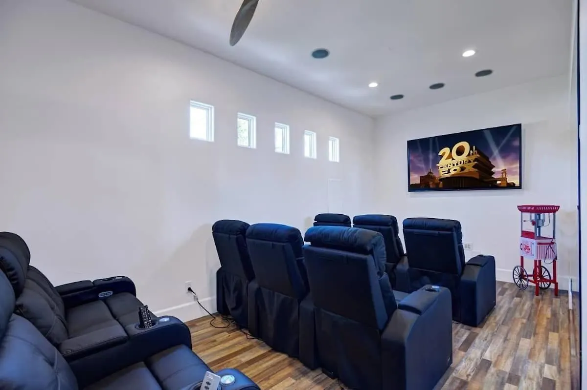 Villa Toscana By Avantstay Palatial Villa With Spa Pool Theater Game Room Permit4769 Palm Springs USA